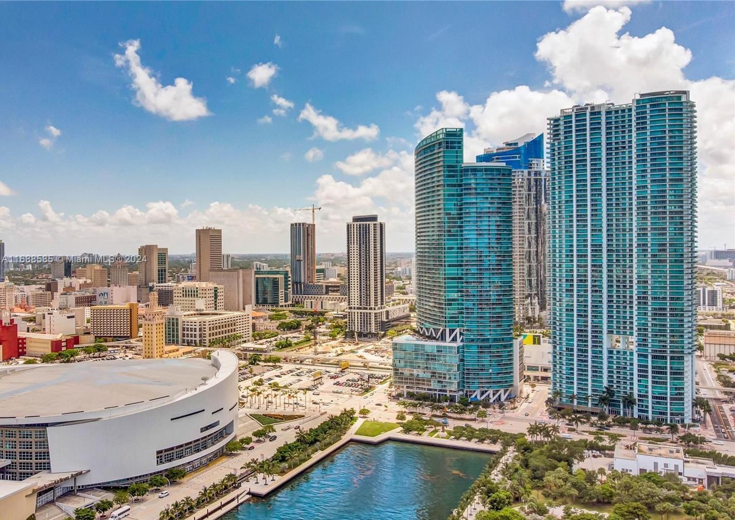 900 BISCAYNE BAY CONDO - Residential Lease