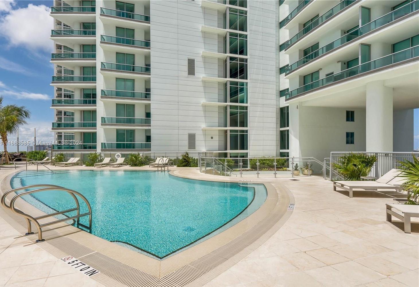 900 BISCAYNE BAY CONDO - Residential Lease