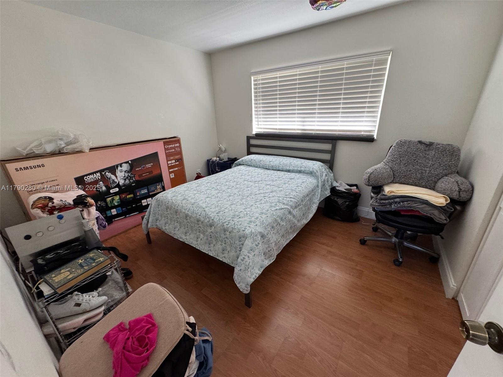 VILLAGE OF KINGS CREEK CO - Residential Lease