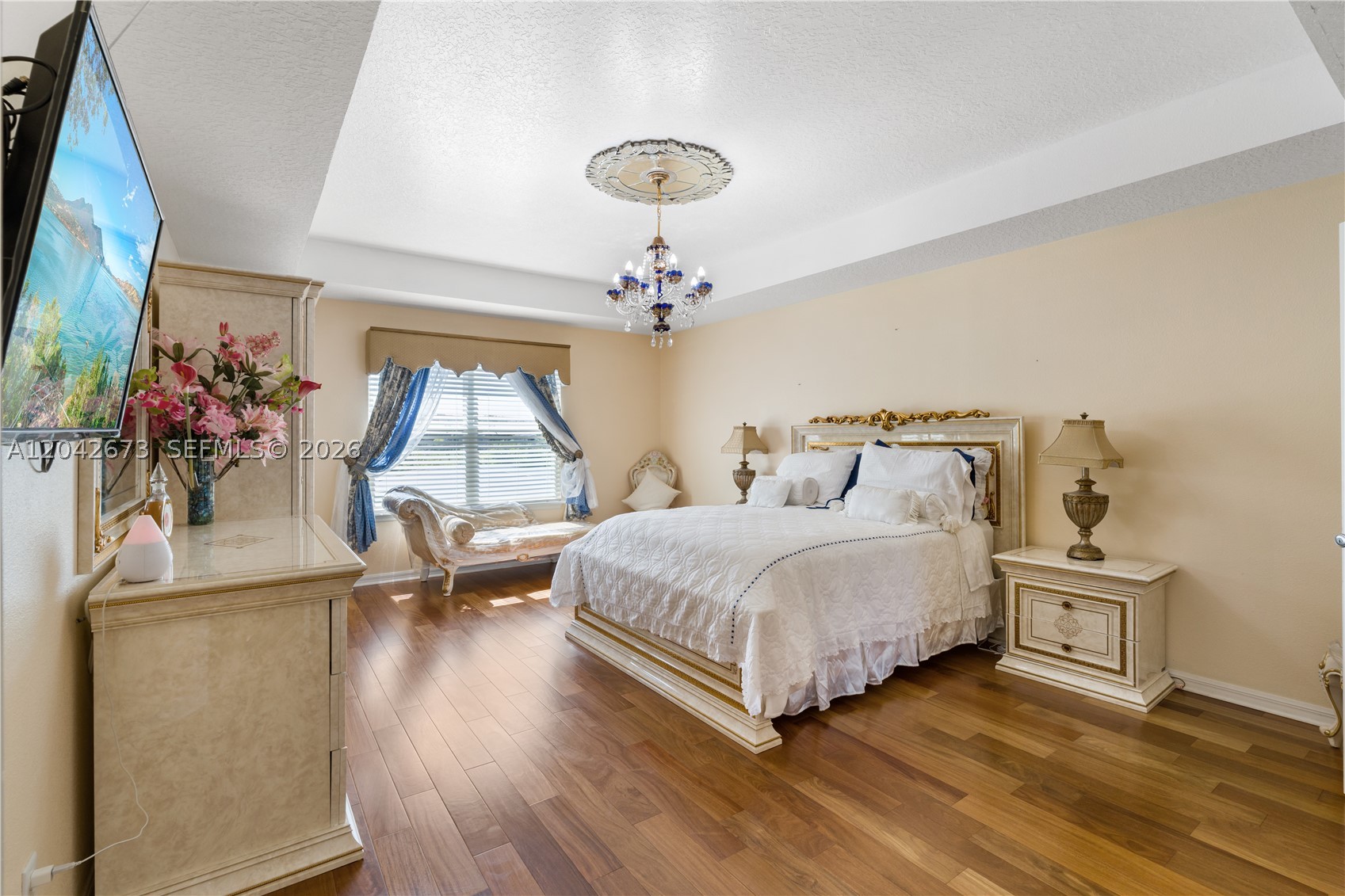 JOHNS LAKE POINTE - Residential