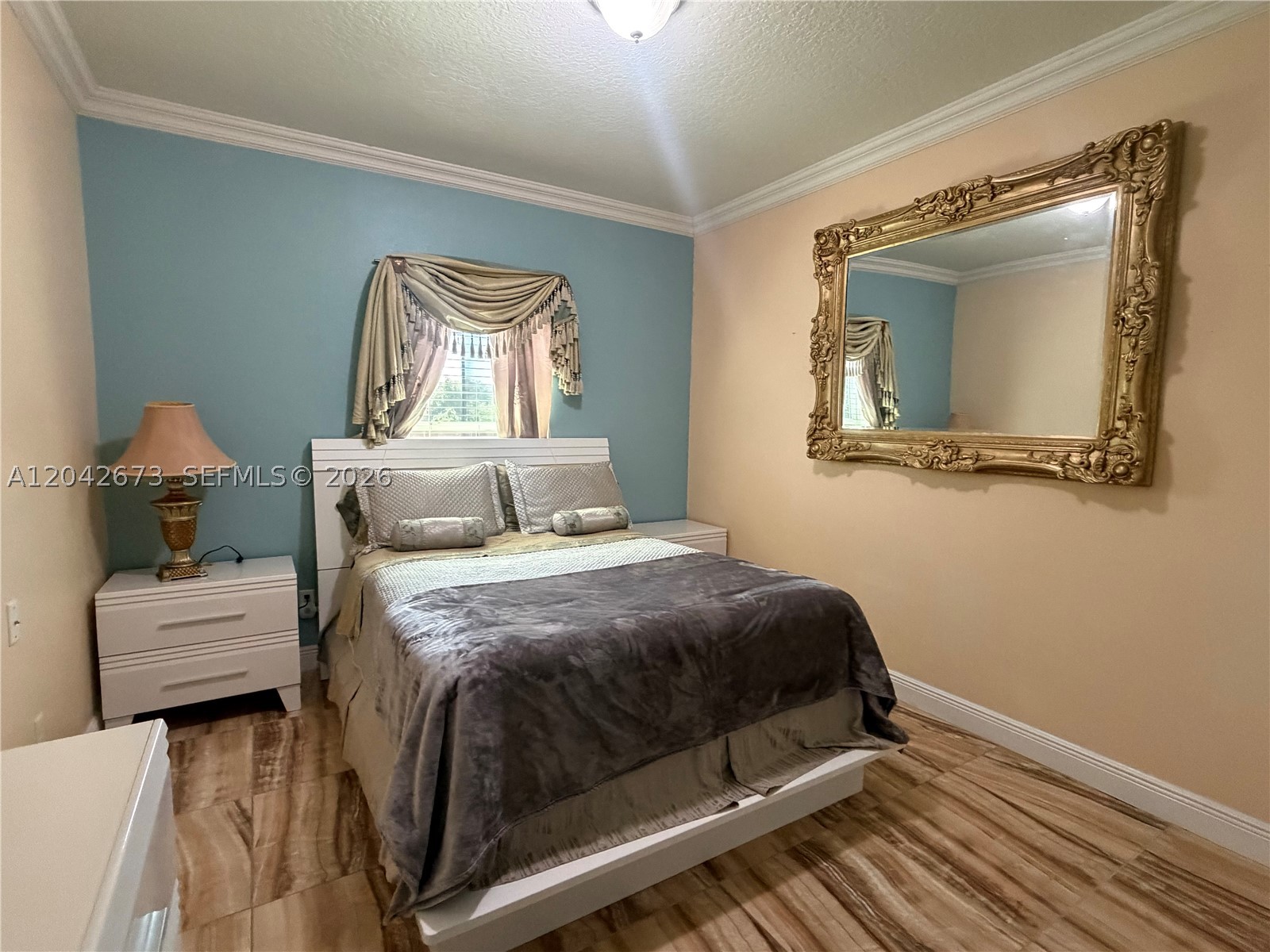 JOHNS LAKE POINTE - Residential