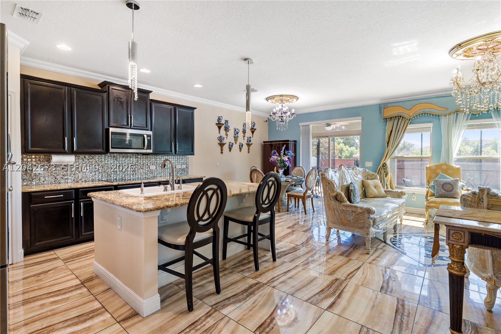 JOHNS LAKE POINTE - Residential