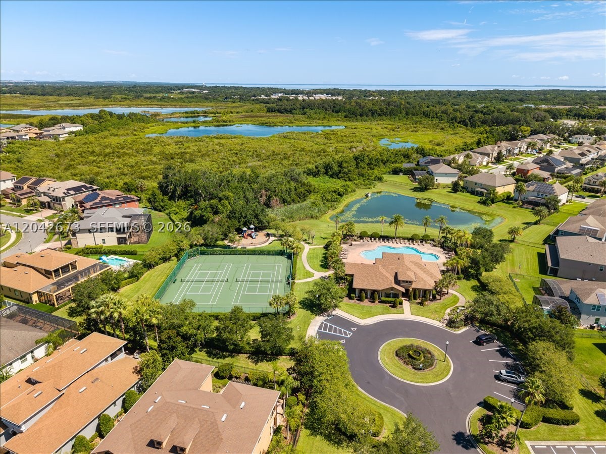 JOHNS LAKE POINTE - Residential