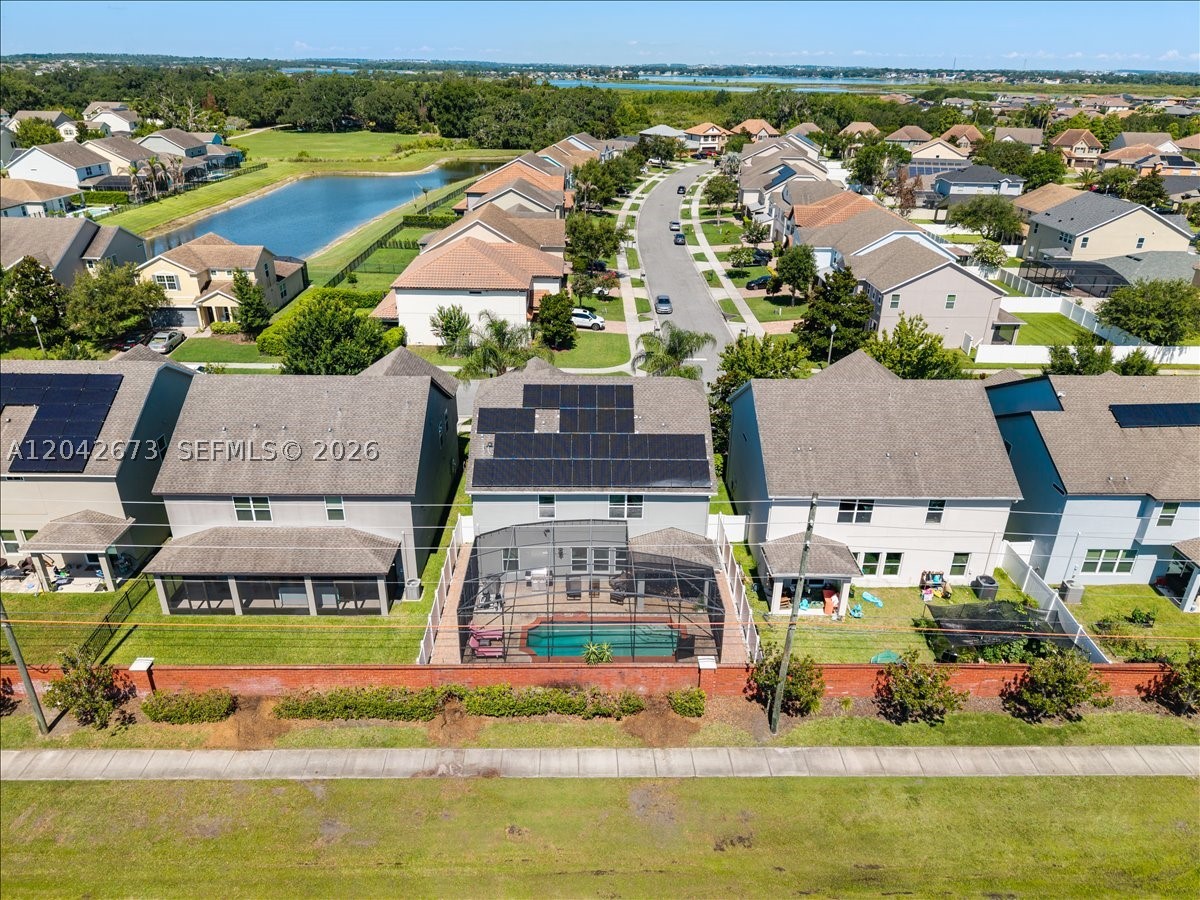 JOHNS LAKE POINTE - Residential