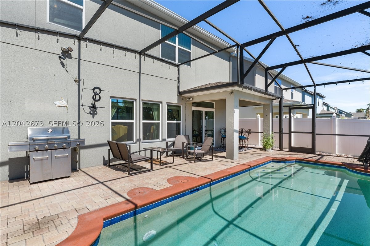 JOHNS LAKE POINTE - Residential