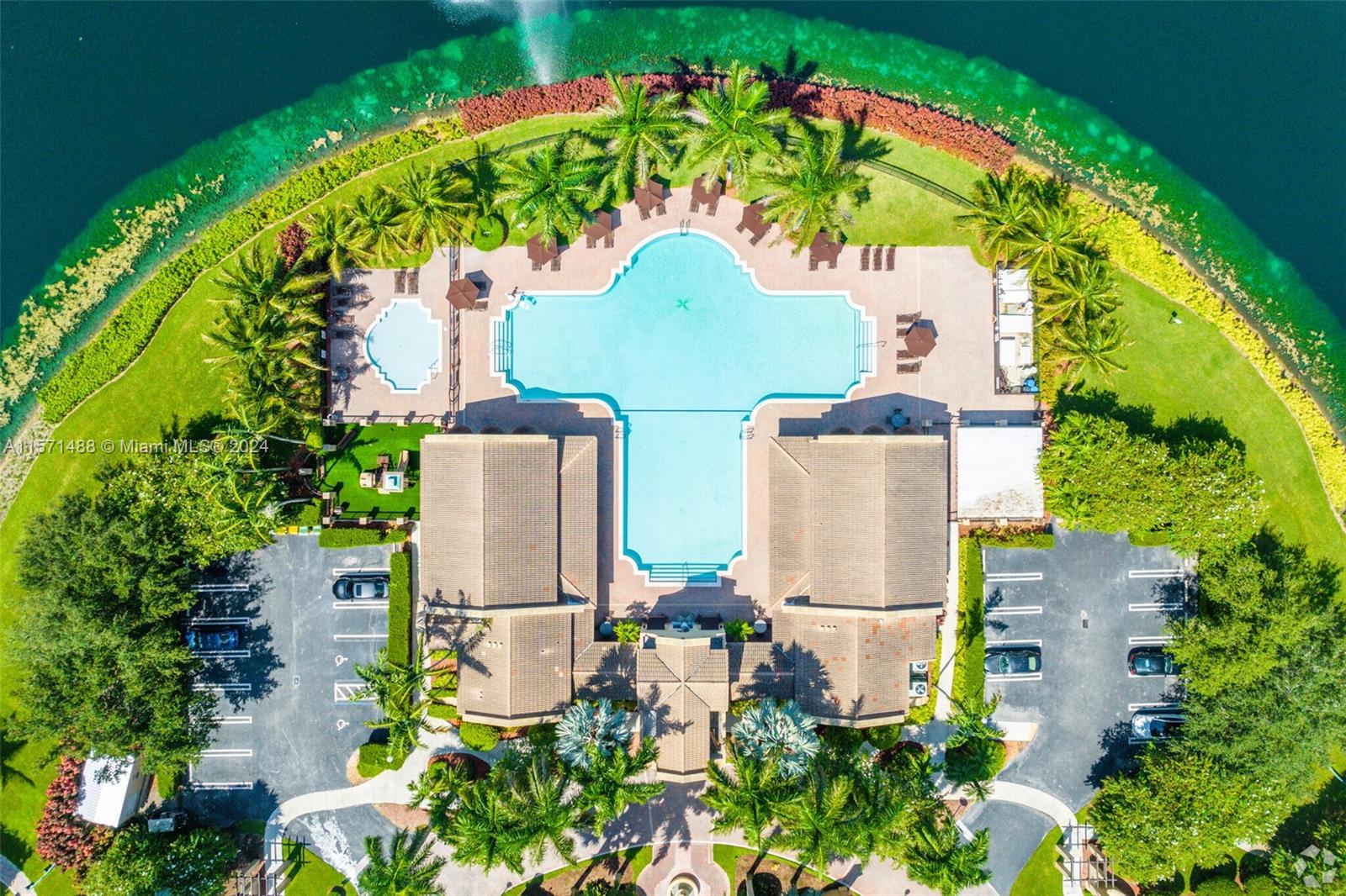 FLORIDIAN ISLES - Residential