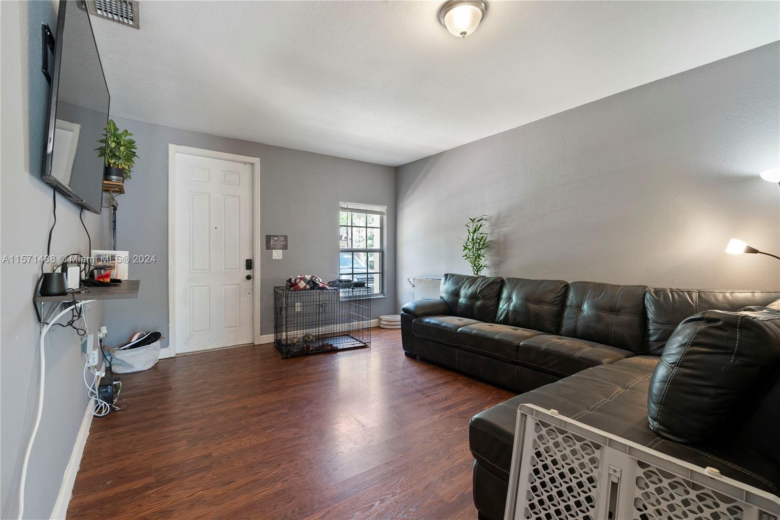 FLORIDIAN ISLES - Residential