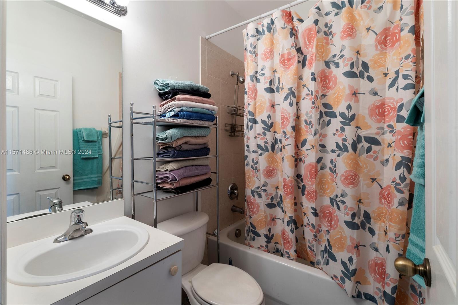 FLORIDIAN ISLES - Residential