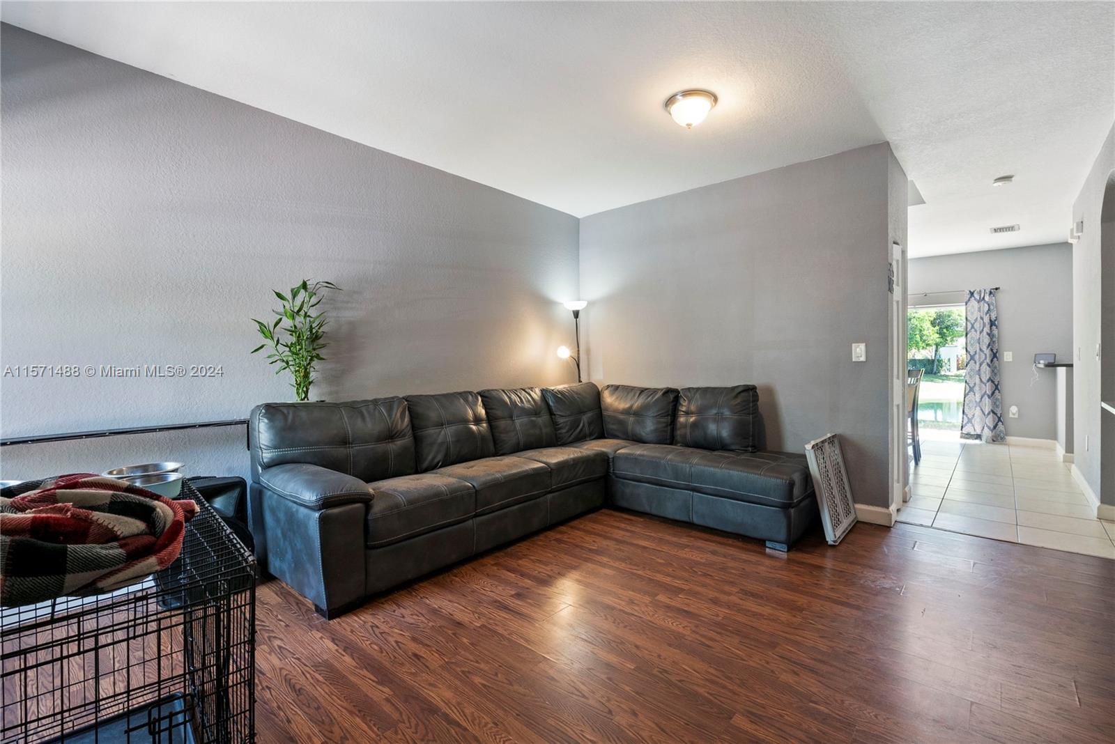 FLORIDIAN ISLES - Residential