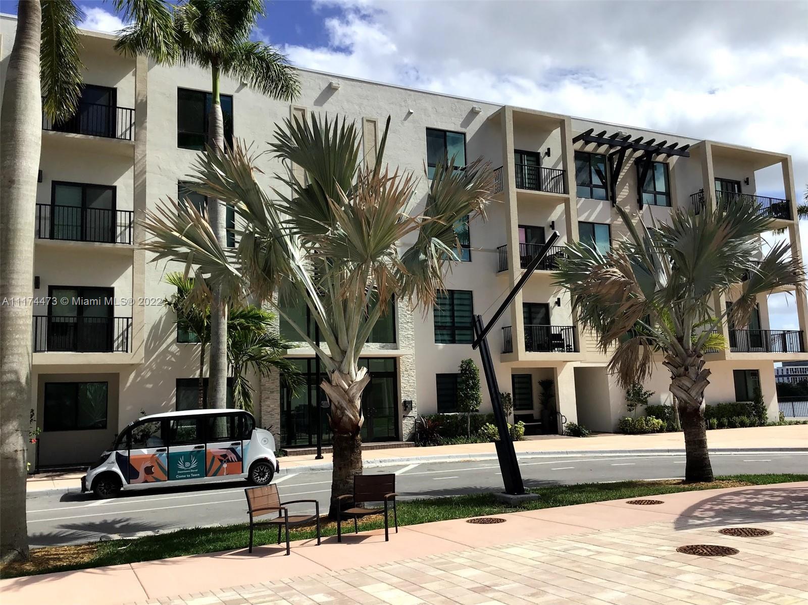 URBANA AT THE RESIDENCES - Residential