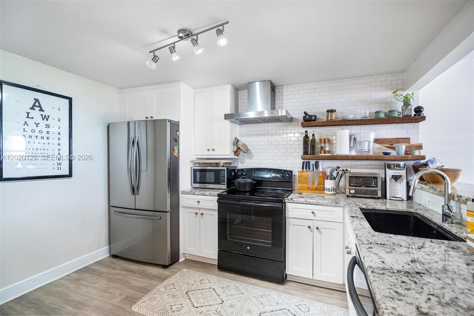 BRICKELL PLACE PHASE II C - Residential Lease