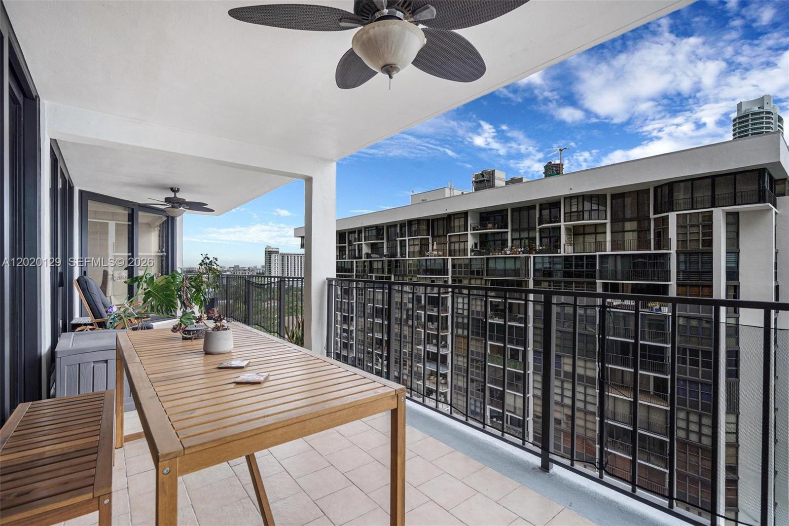 BRICKELL PLACE PHASE II C - Residential Lease