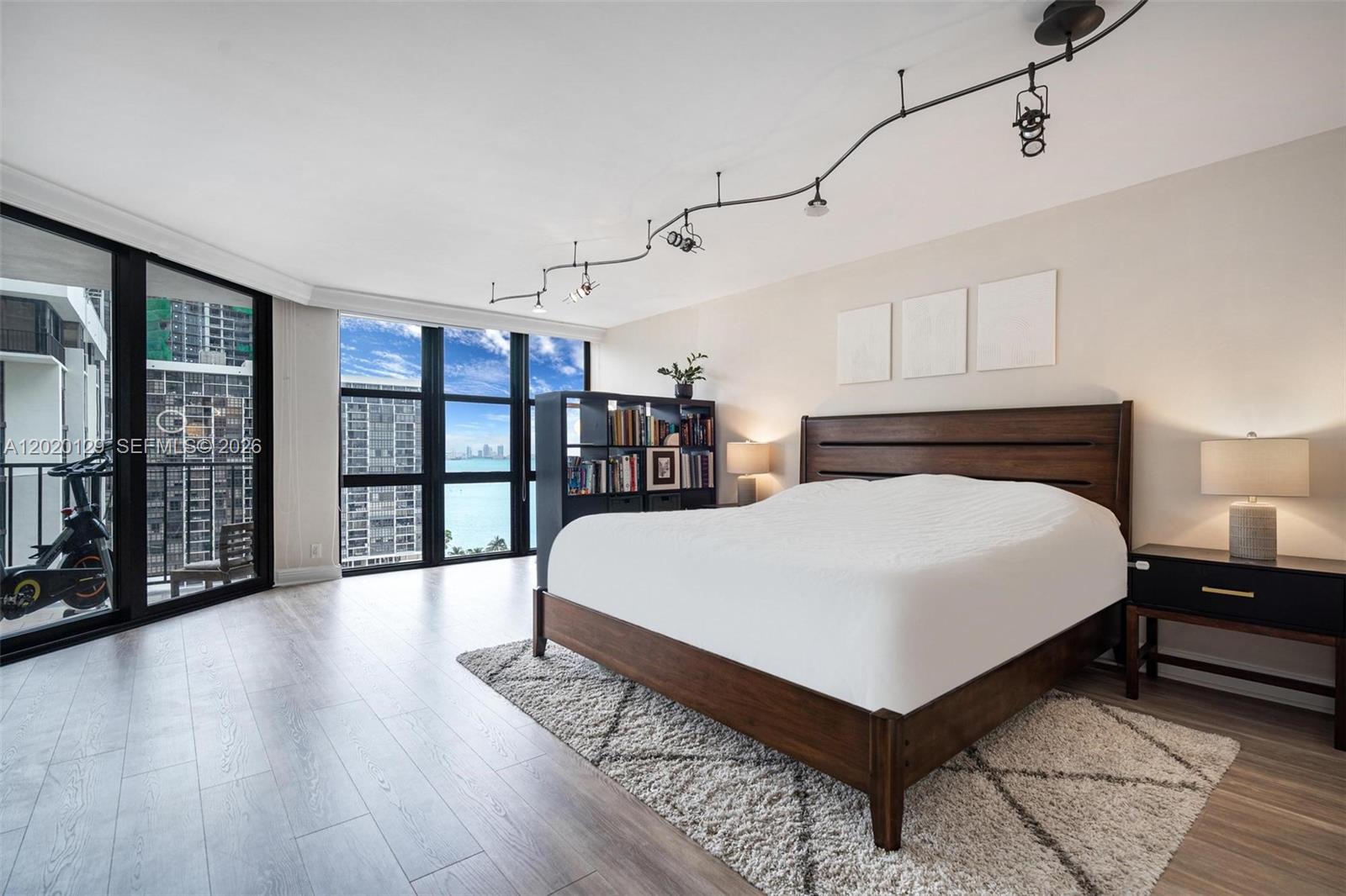 BRICKELL PLACE PHASE II C - Residential Lease