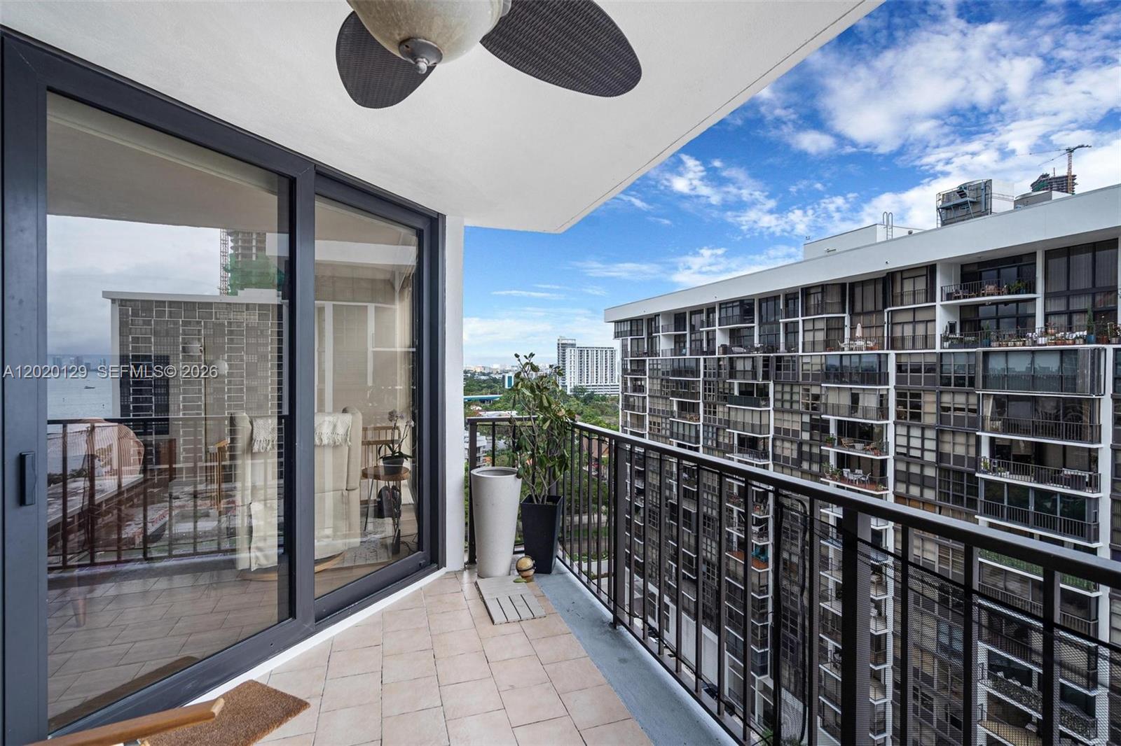 BRICKELL PLACE PHASE II C - Residential Lease