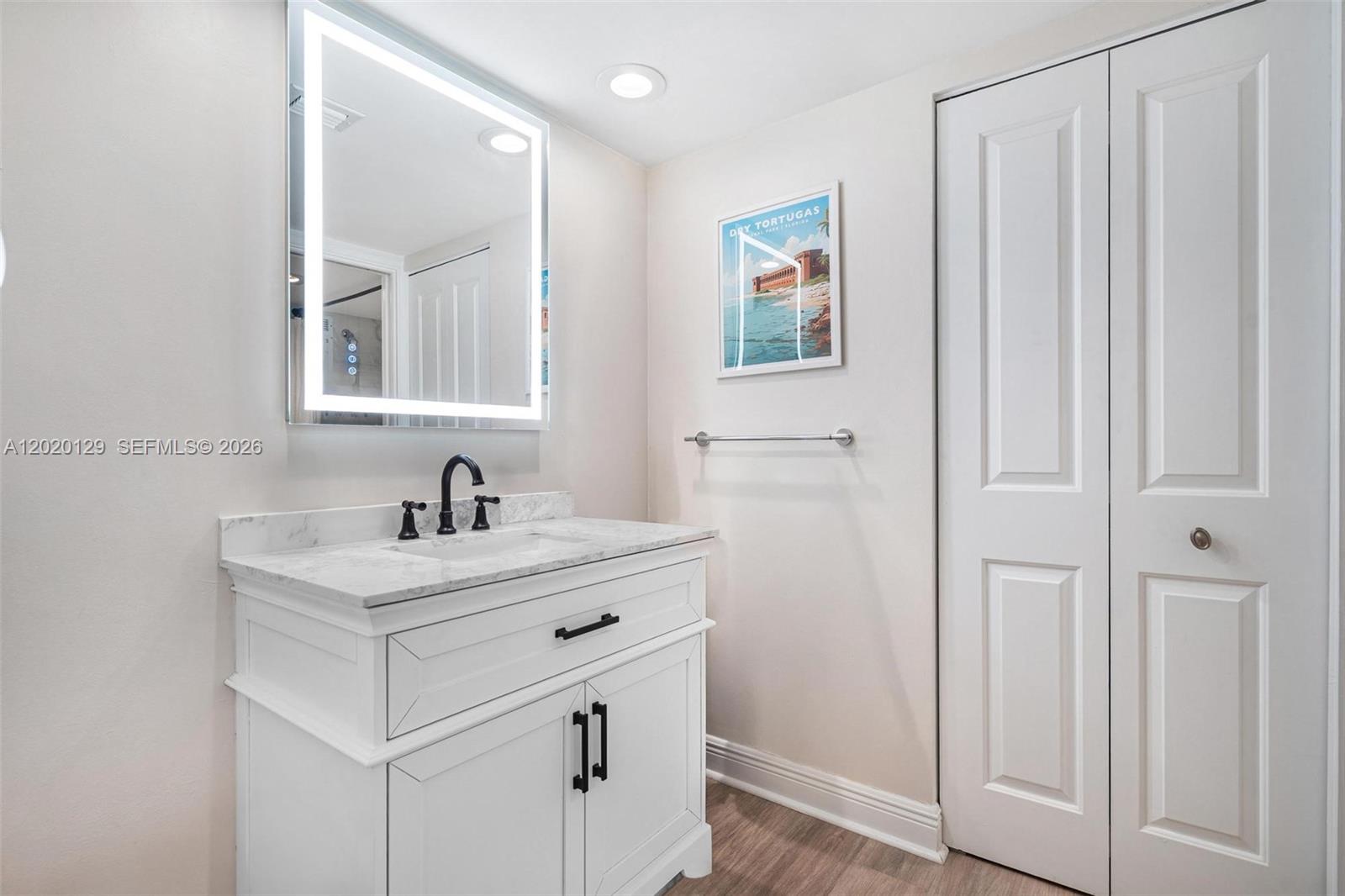 BRICKELL PLACE PHASE II C - Residential Lease