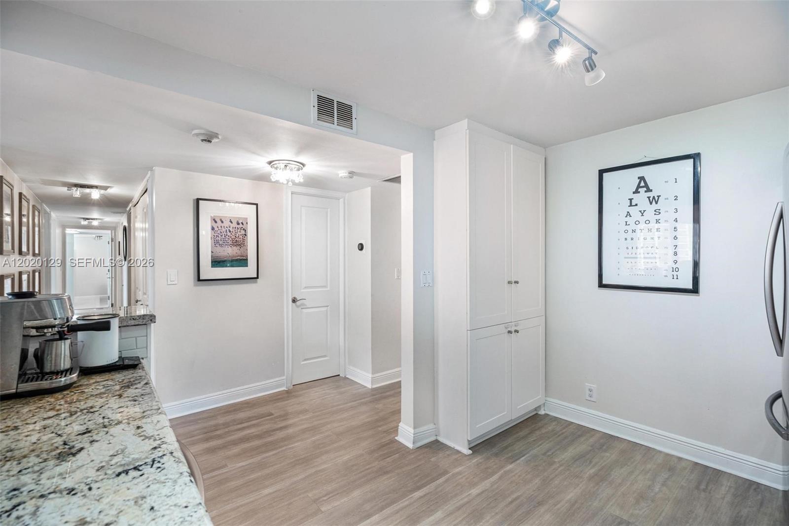 BRICKELL PLACE PHASE II C - Residential Lease