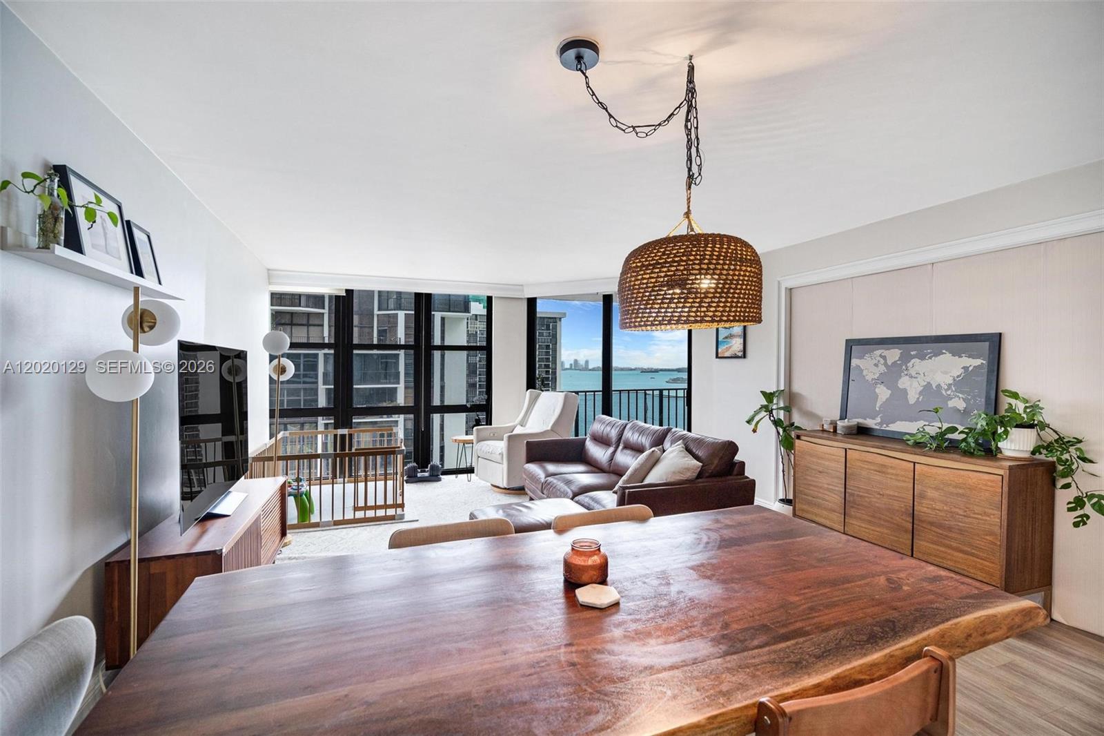 BRICKELL PLACE PHASE II C - Residential Lease