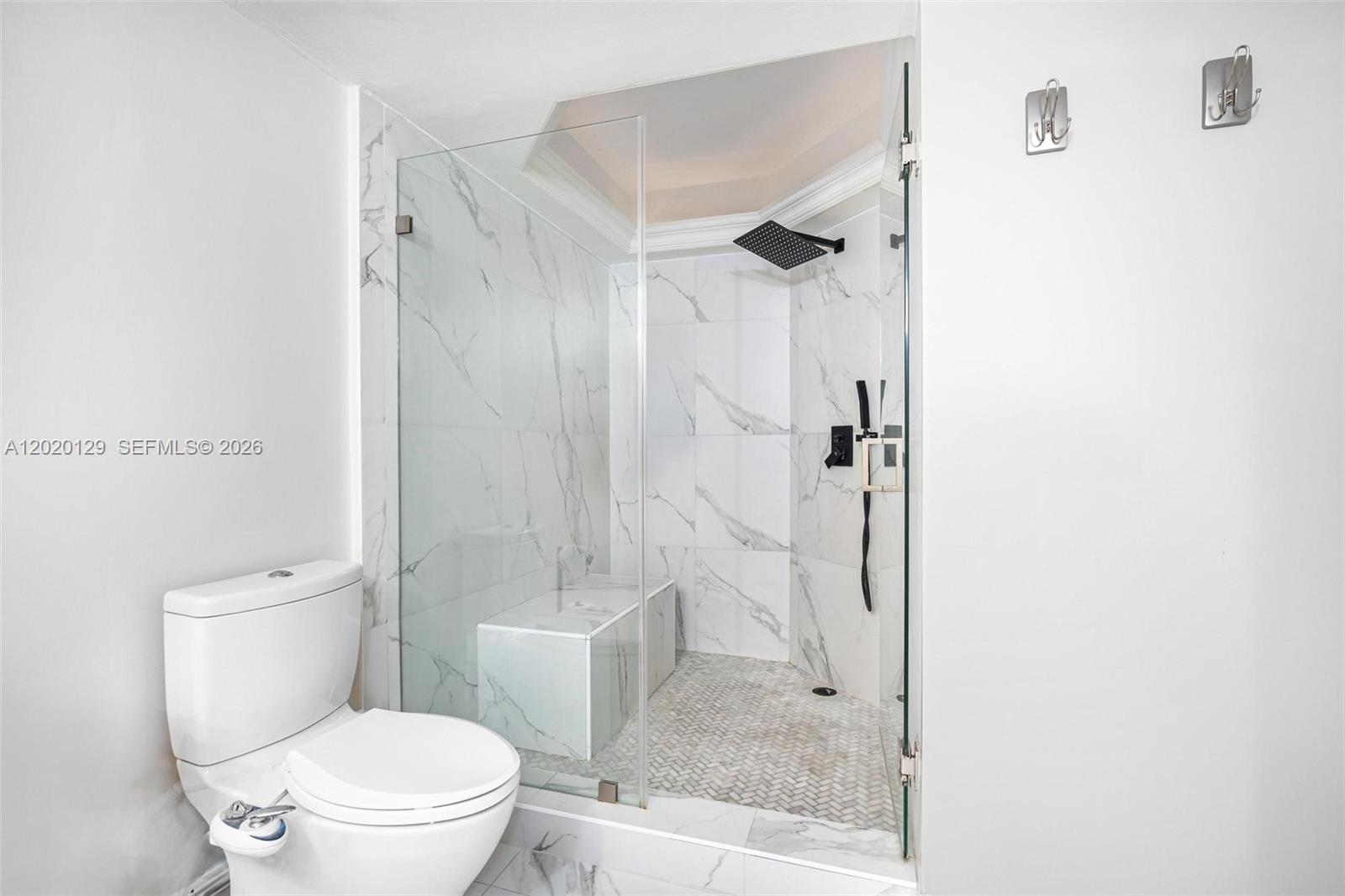 BRICKELL PLACE PHASE II C - Residential Lease