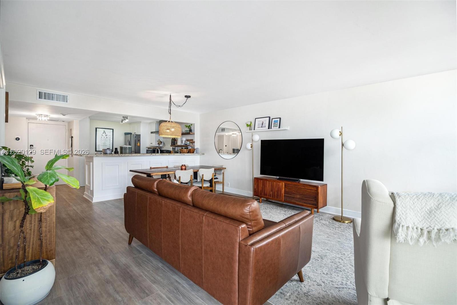 BRICKELL PLACE PHASE II C - Residential Lease