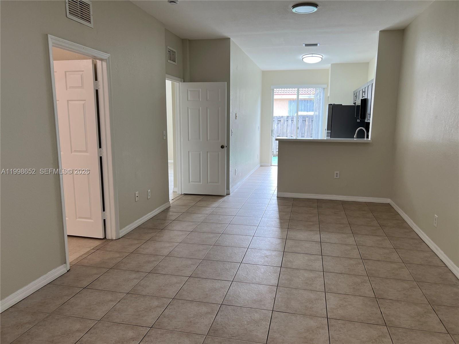MOWRY VILLAS - Residential