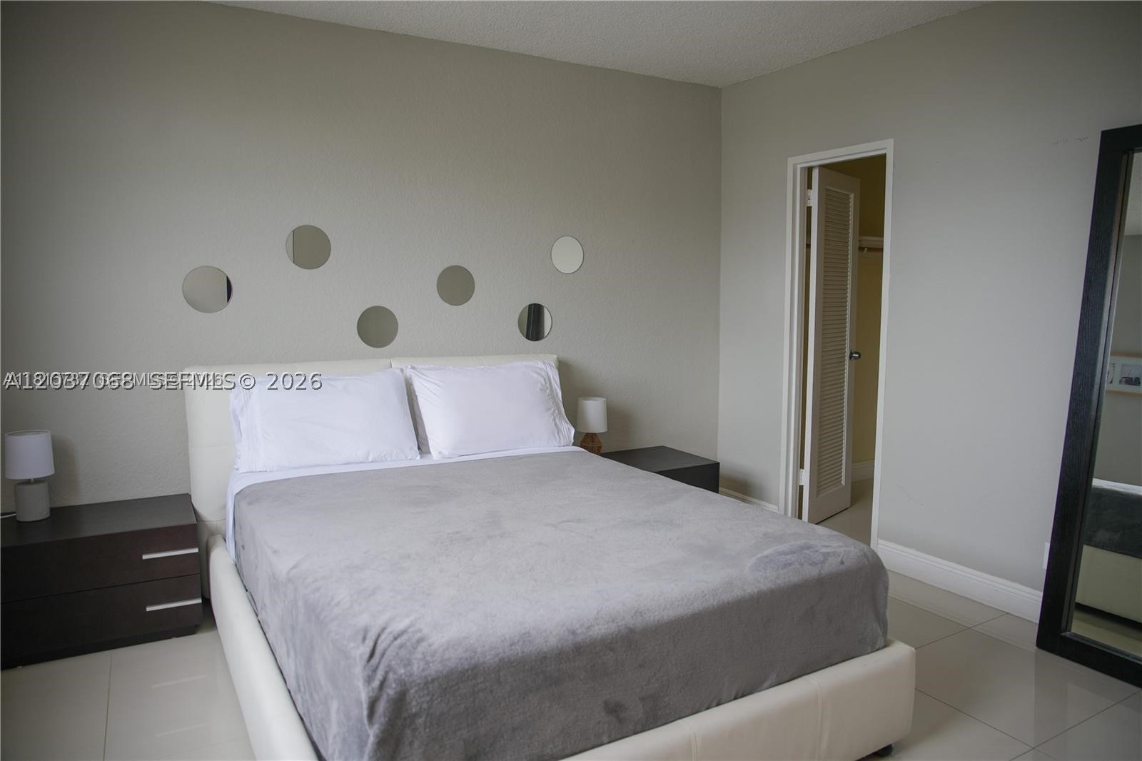 SIAN OCEAN RESIDENCES CON - Residential