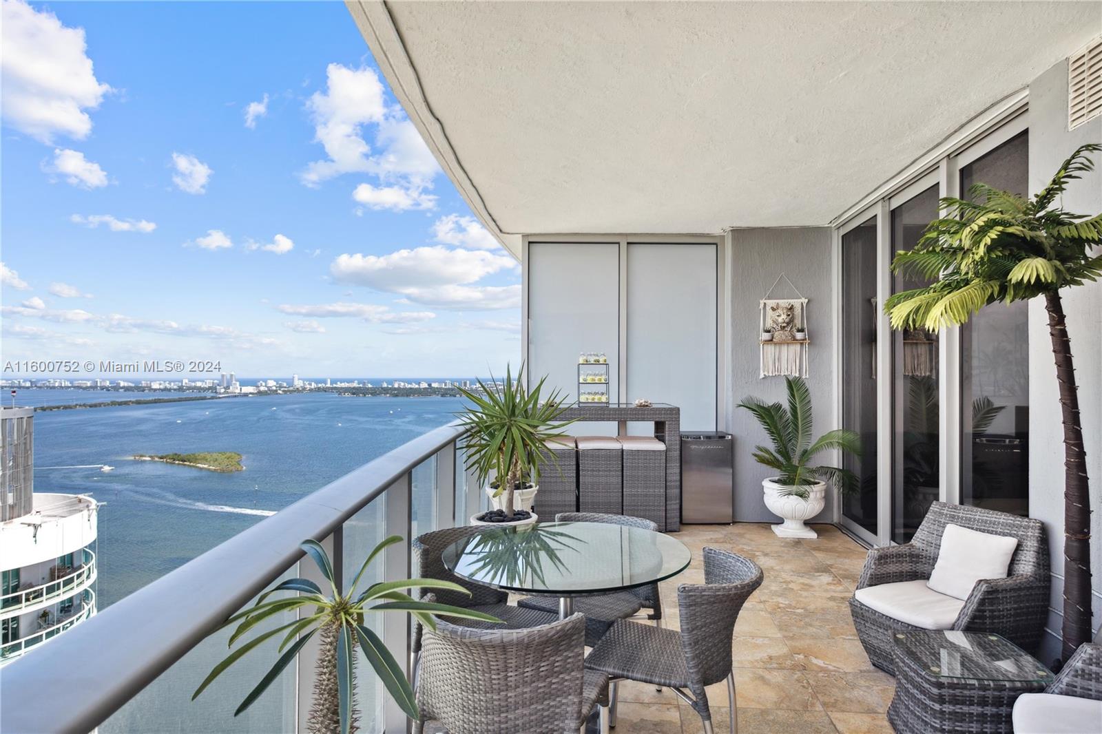 ARIA ON THE BAY CONDO - Residential Lease