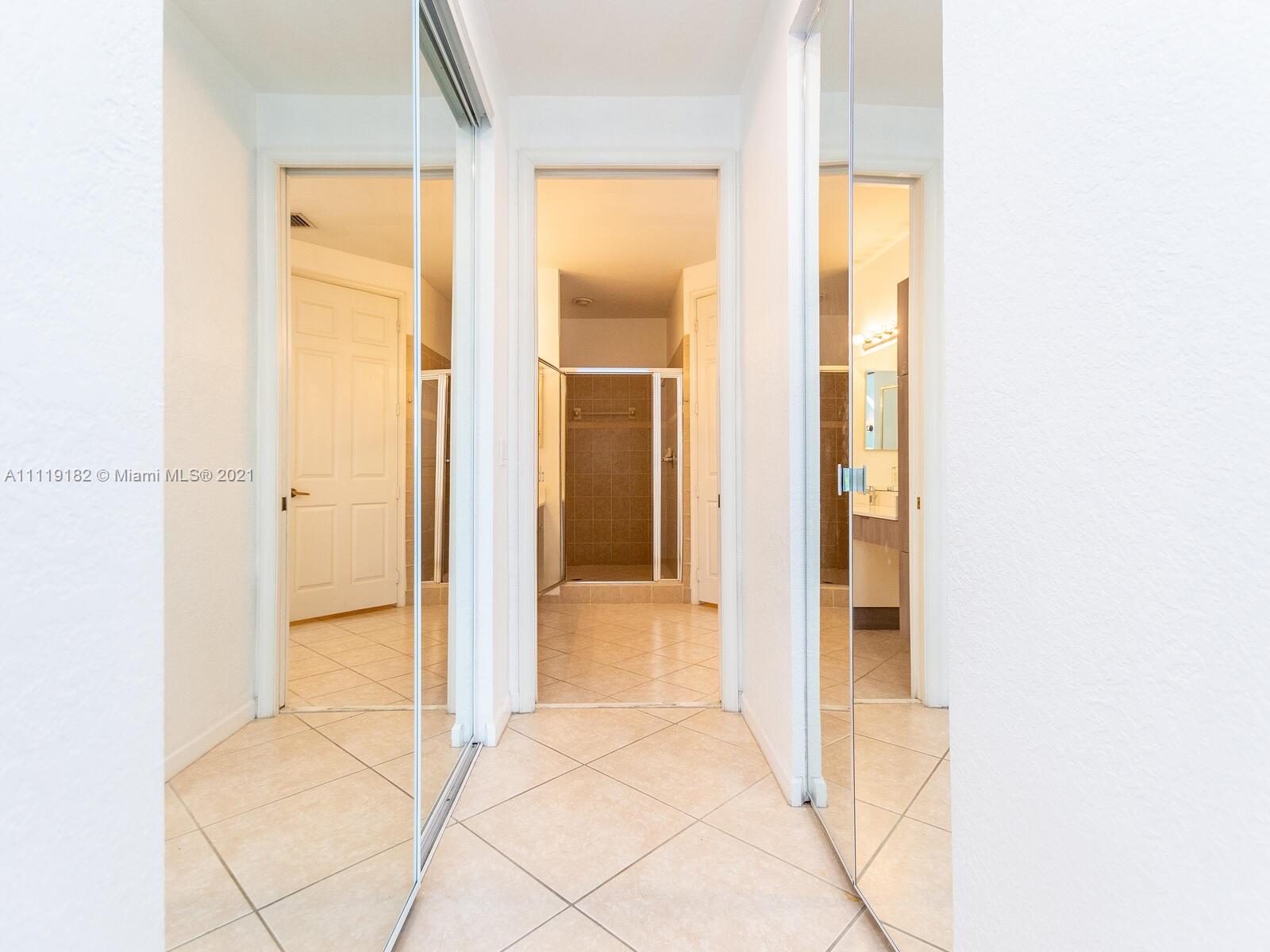 COURTSIDE AT WESTON HILLS - Residential