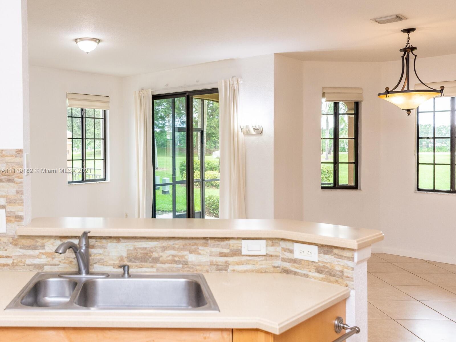 COURTSIDE AT WESTON HILLS - Residential