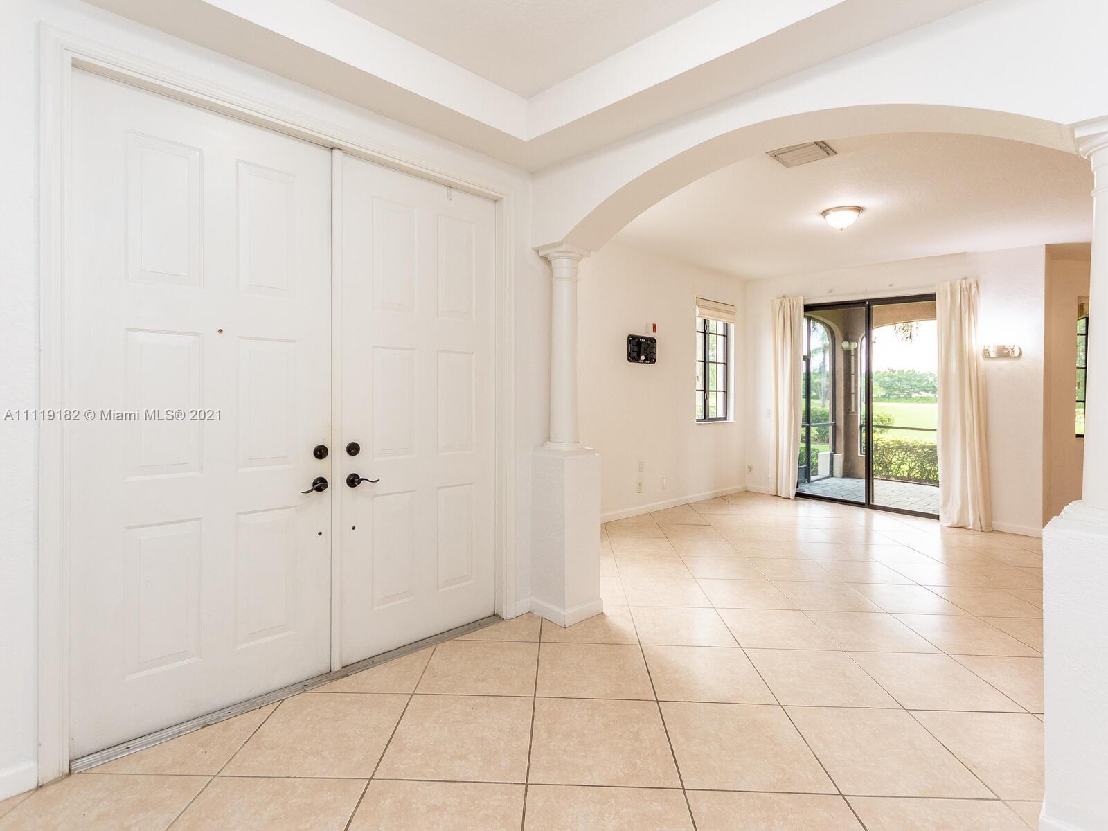 COURTSIDE AT WESTON HILLS - Residential