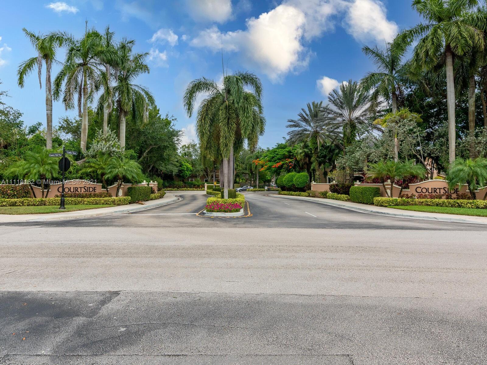 COURTSIDE AT WESTON HILLS - Residential