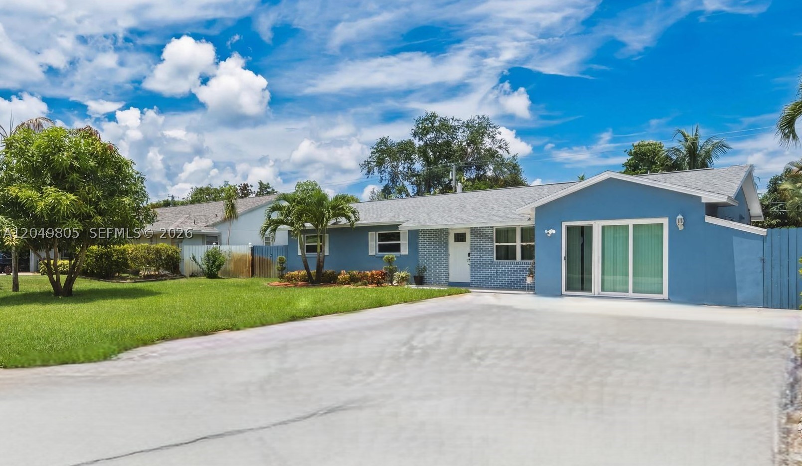 FLORAL PARK LANTANA - Residential Lease