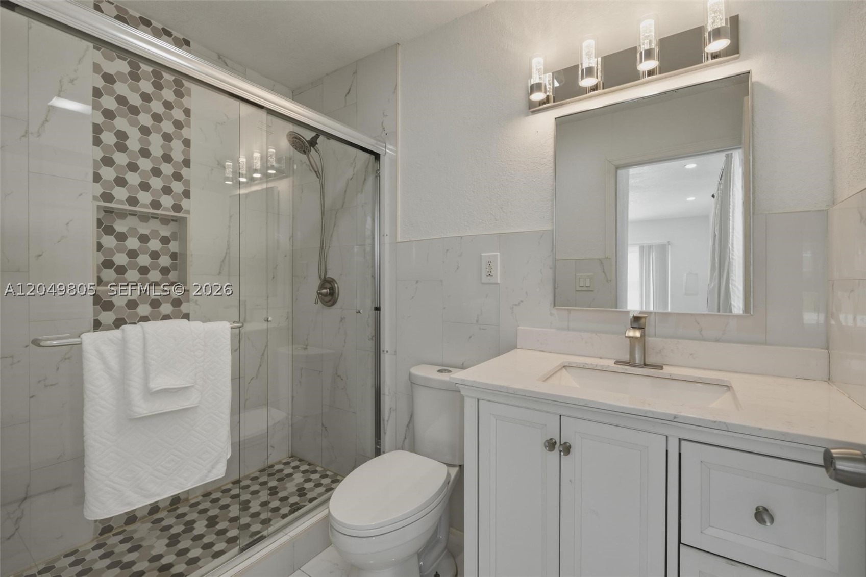 FLORAL PARK LANTANA - Residential Lease