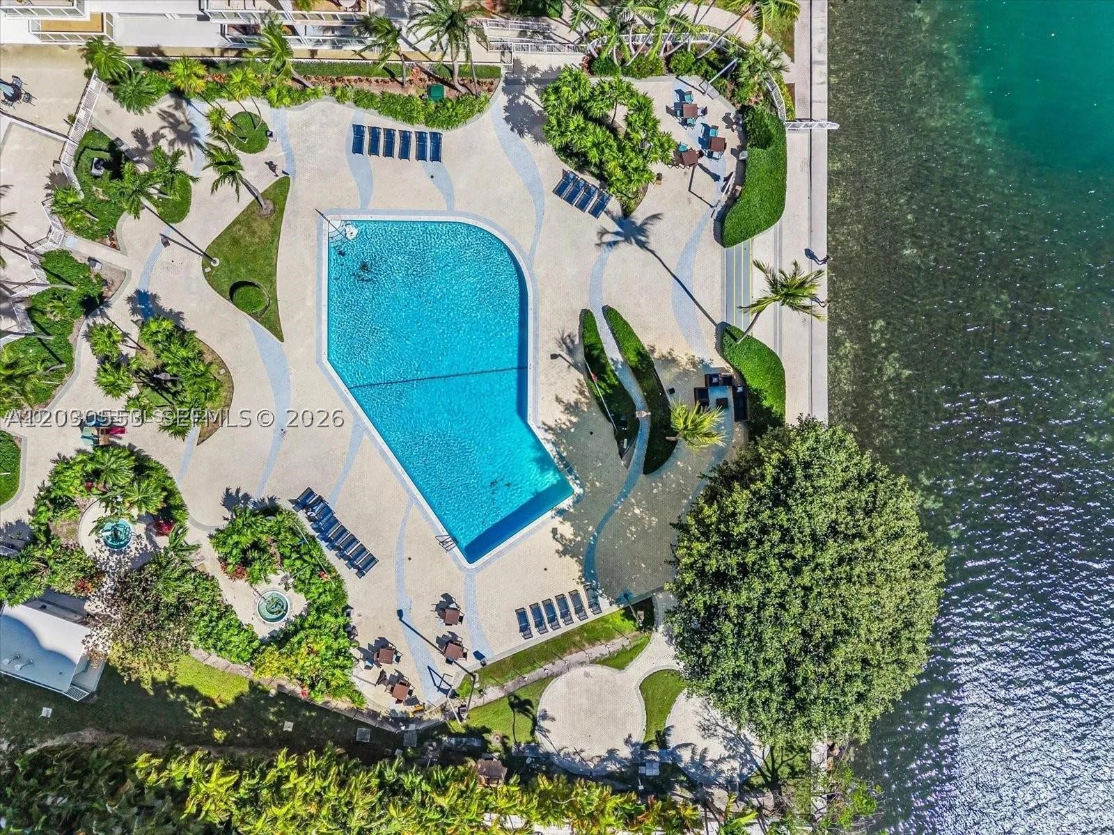 BRICKELL TOWNHOUSE CONDO - Residential Lease