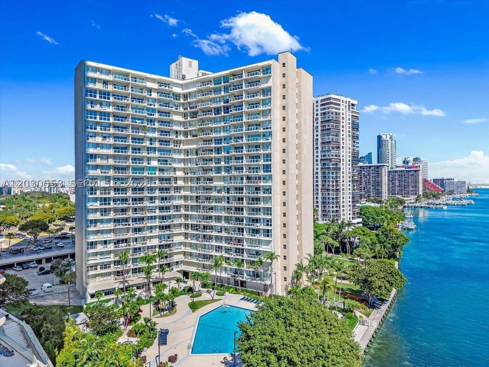 BRICKELL TOWNHOUSE CONDO - Residential Lease