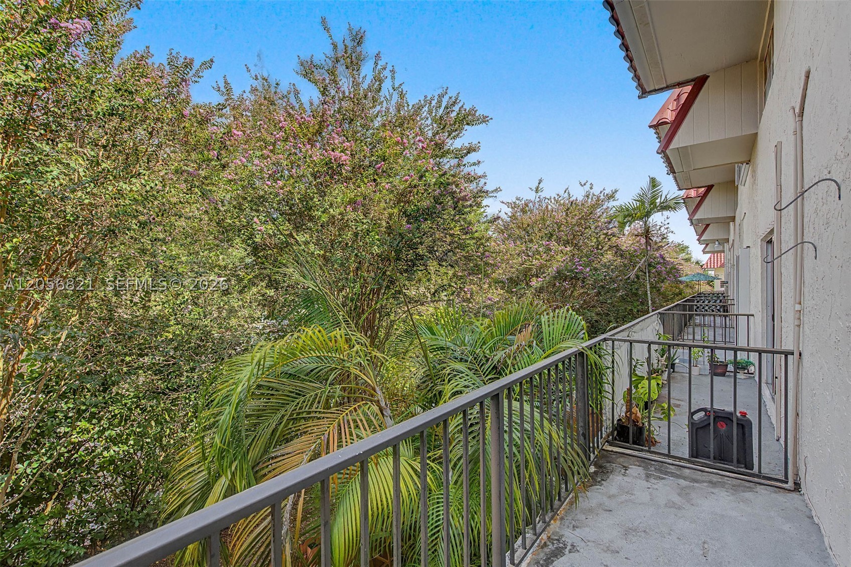 VILLAS OF PINECREST CONDO - Residential
