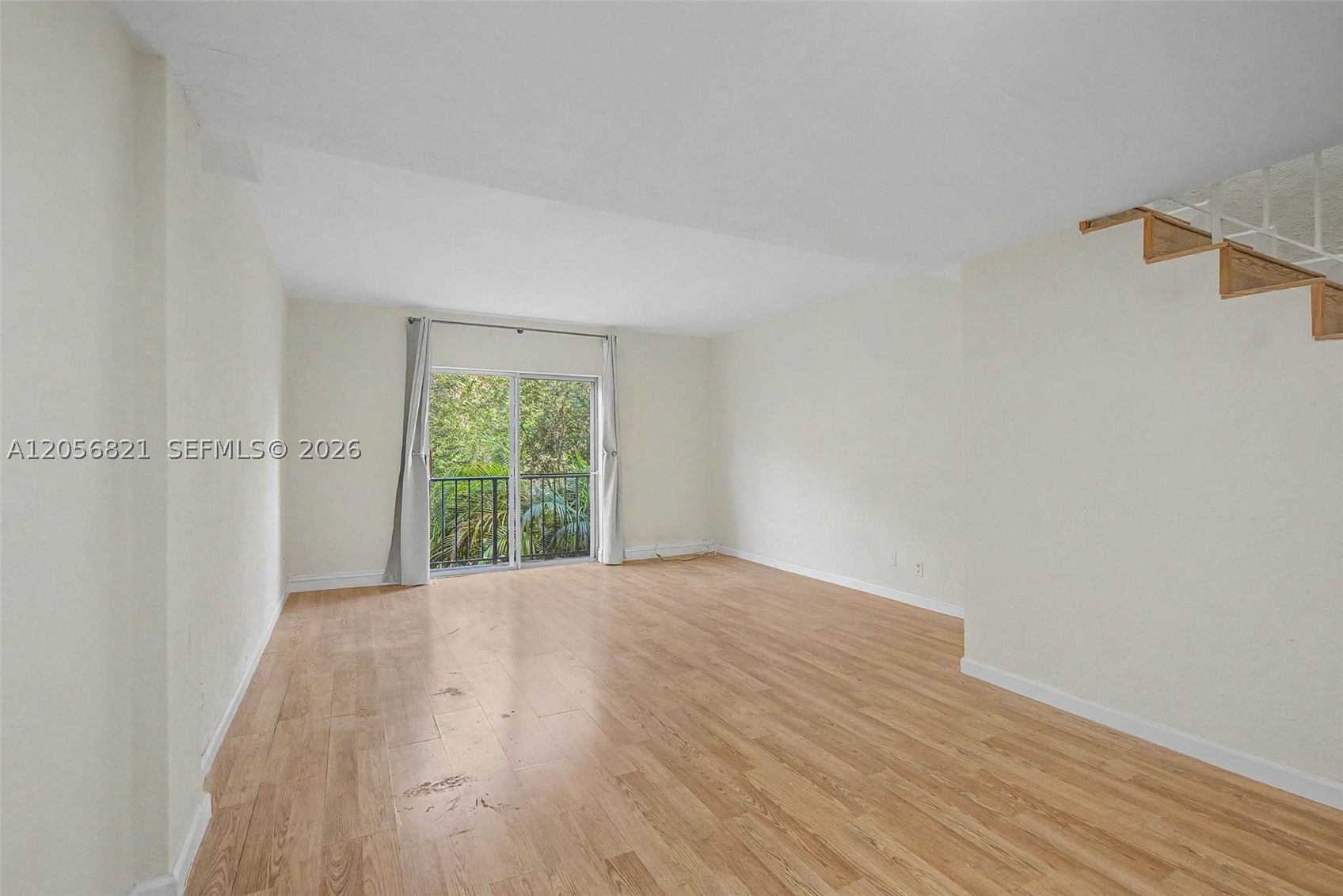 VILLAS OF PINECREST CONDO - Residential