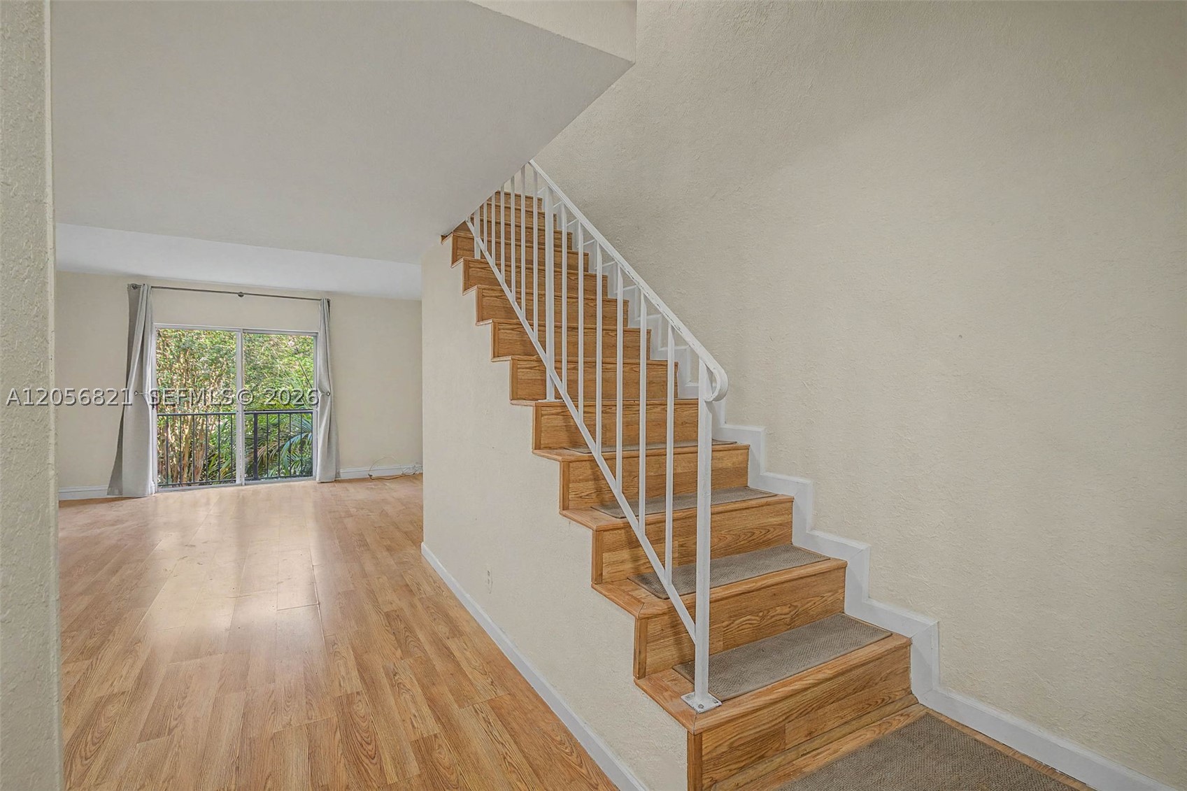 VILLAS OF PINECREST CONDO - Residential