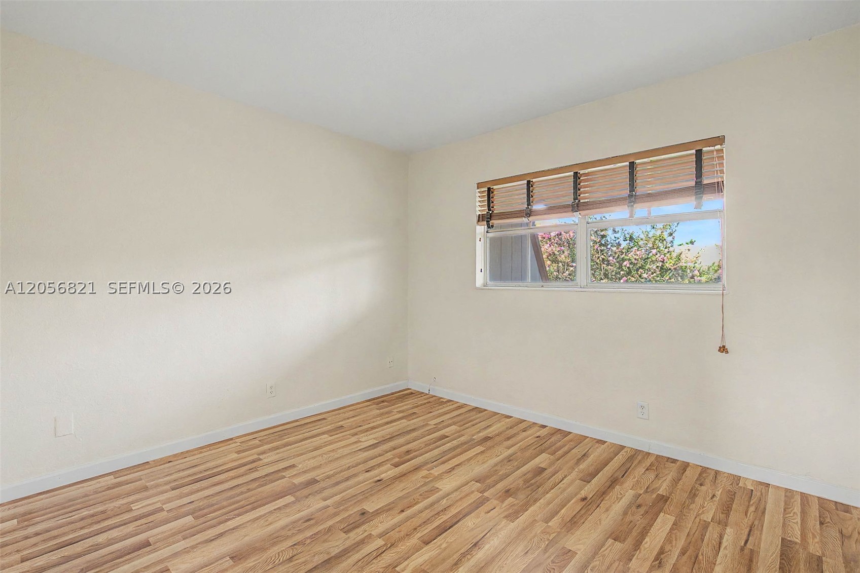 VILLAS OF PINECREST CONDO - Residential
