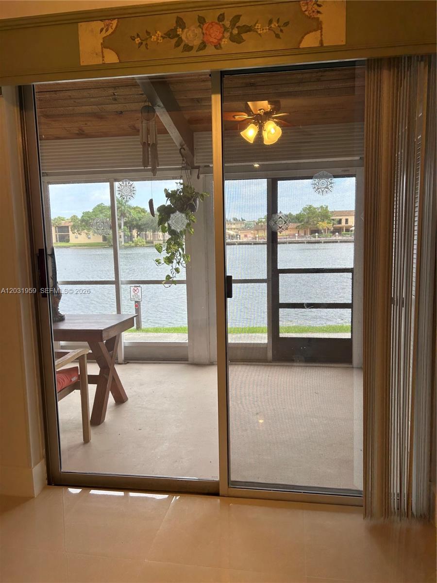 VILLAS AT CARRIAGE HILLS - Residential Lease