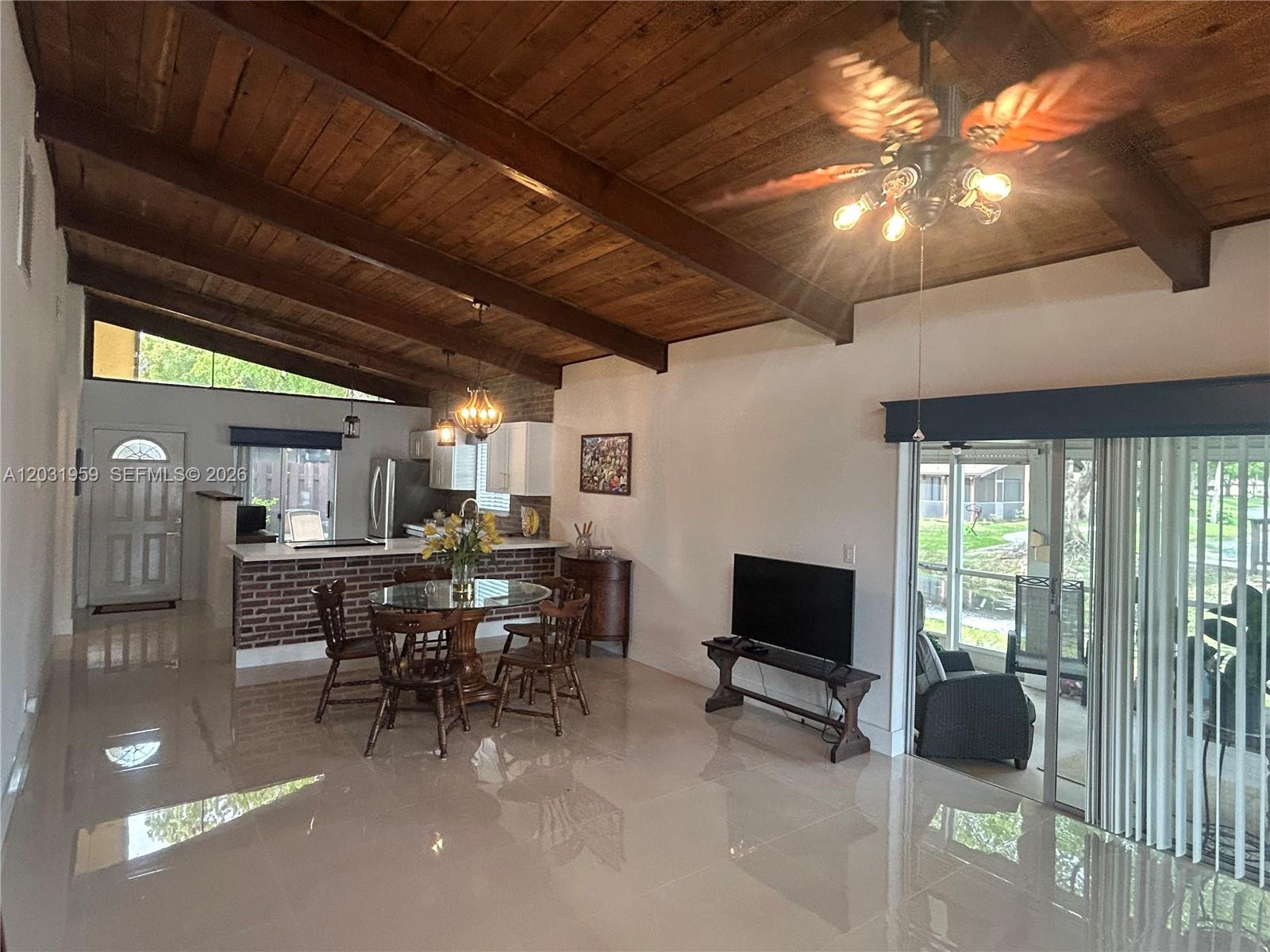 VILLAS AT CARRIAGE HILLS - Residential Lease