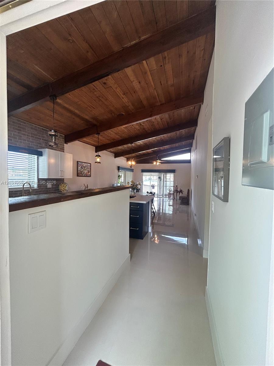 VILLAS AT CARRIAGE HILLS - Residential Lease