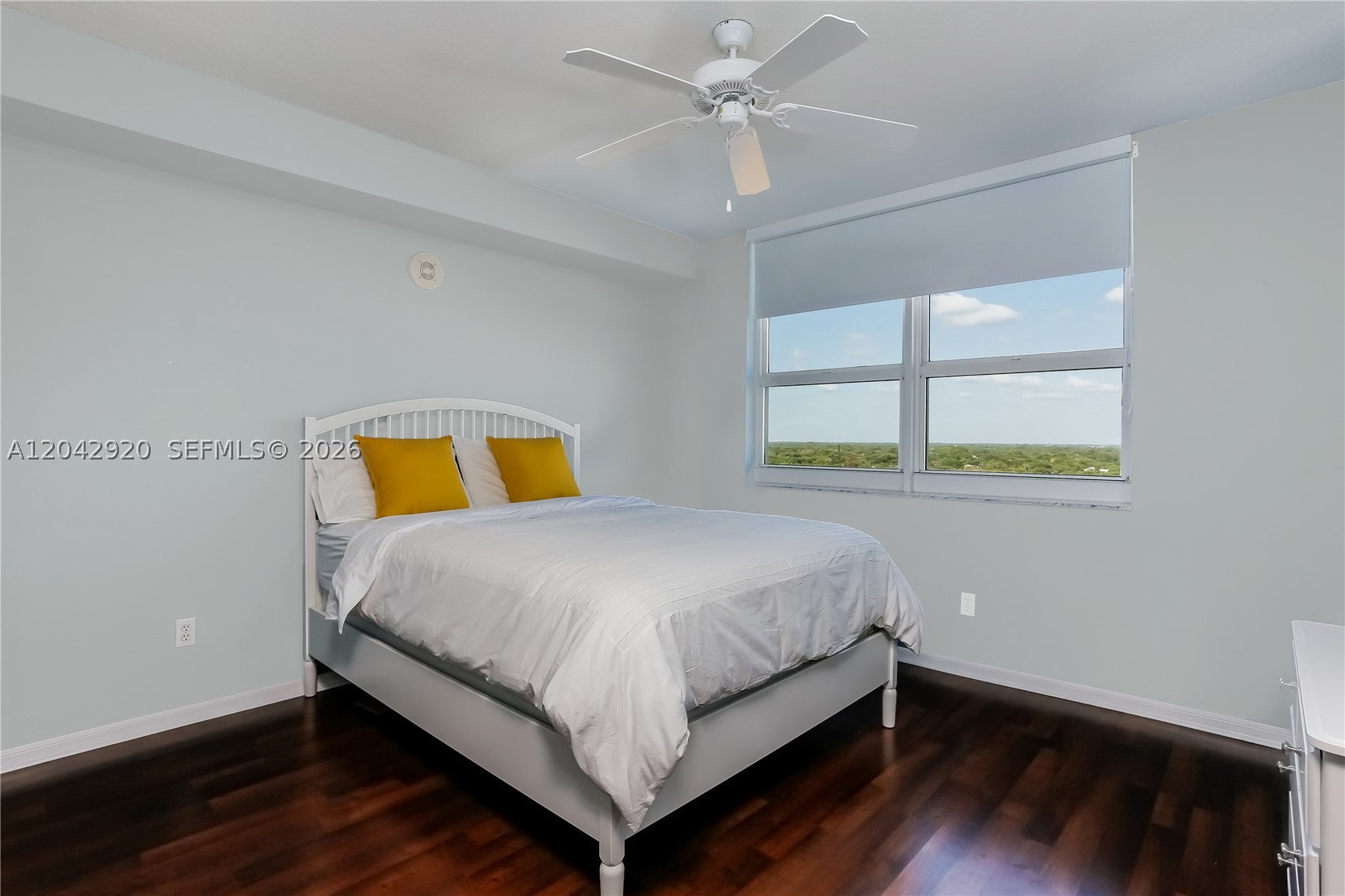 DA VINCI ON DOUGLAS CONDO - Residential Lease