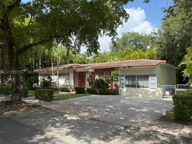 CORAL GABLES GRANADA SEC - Residential Lease