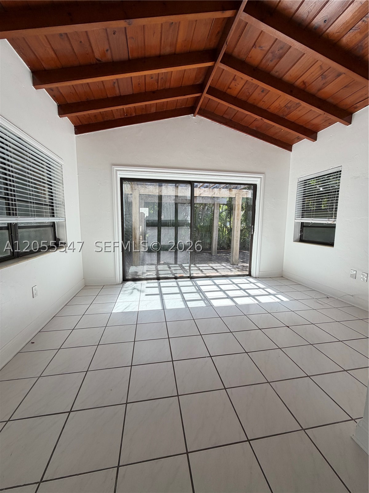 CORAL GABLES GRANADA SEC - Residential Lease