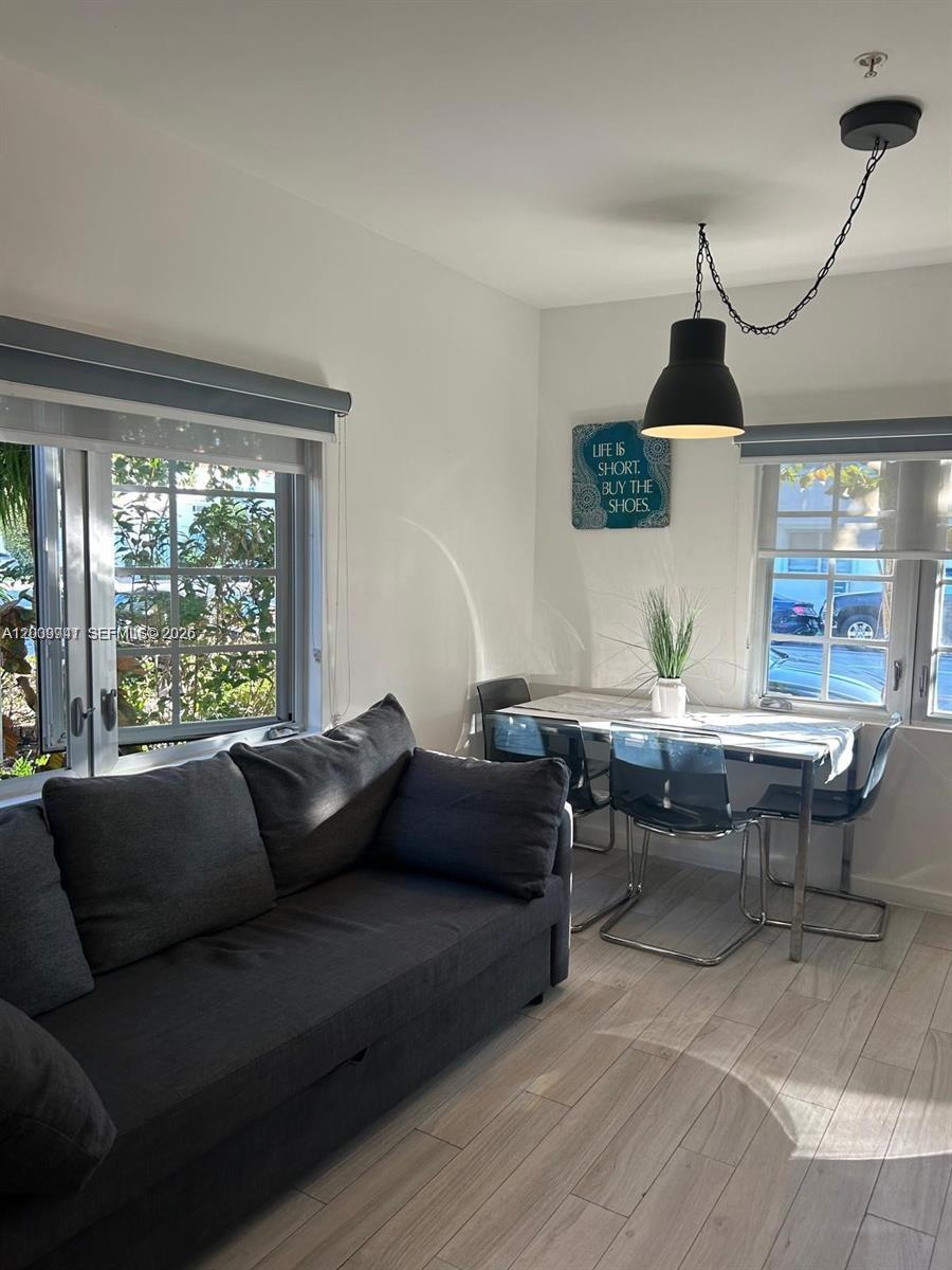 EVA CONDO - Residential