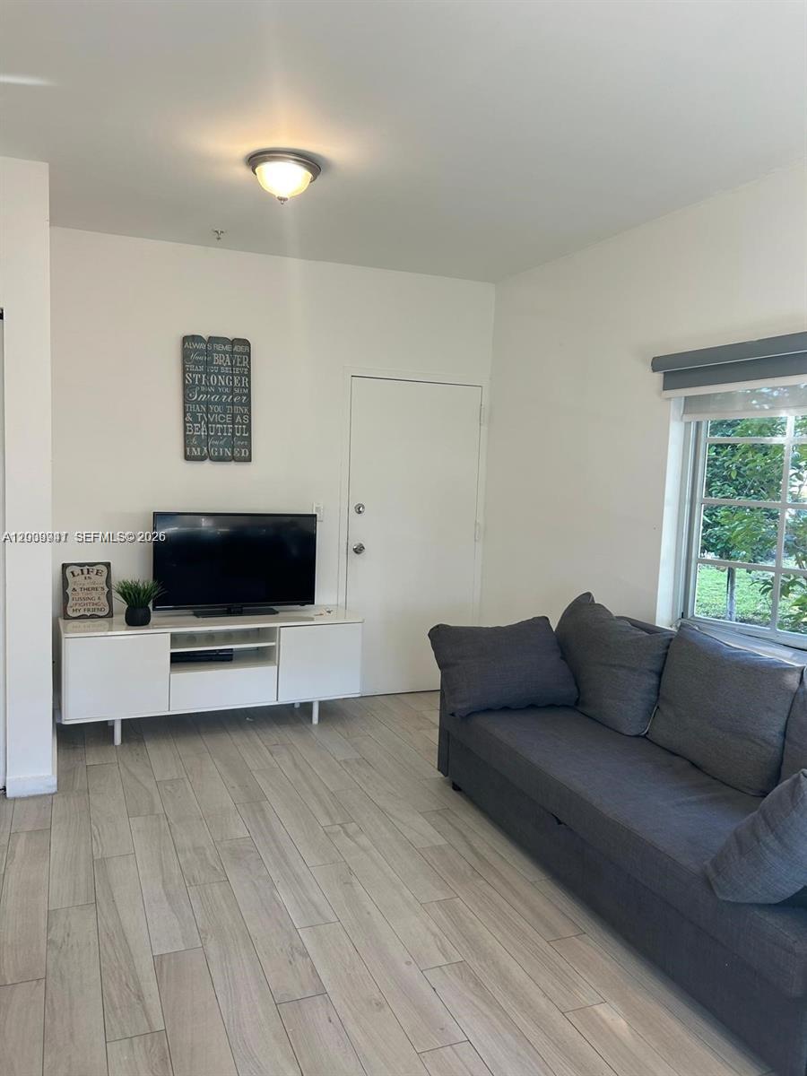 EVA CONDO - Residential
