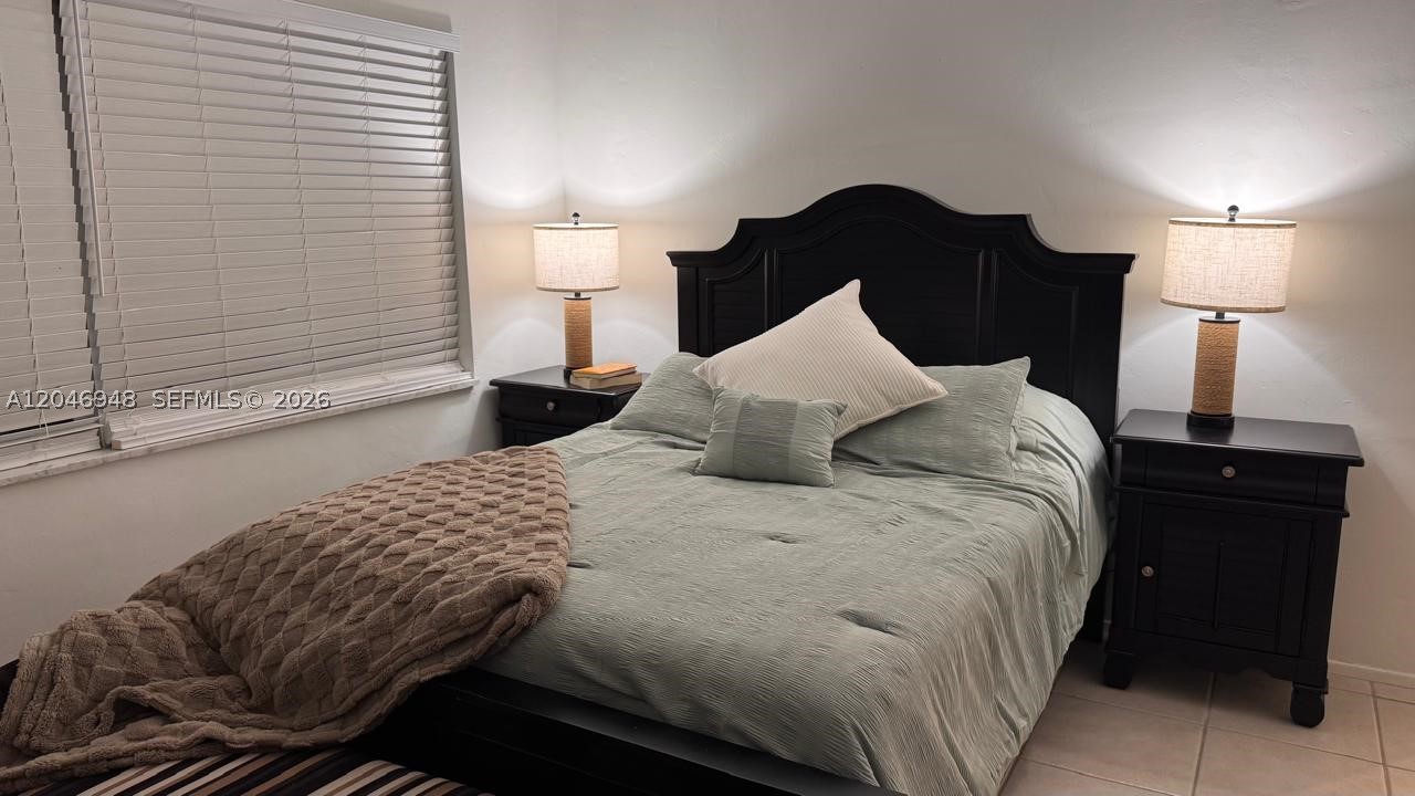 JADE BEACH VILLAS CONDO - Residential Lease