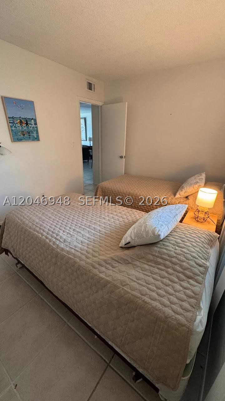JADE BEACH VILLAS CONDO - Residential Lease