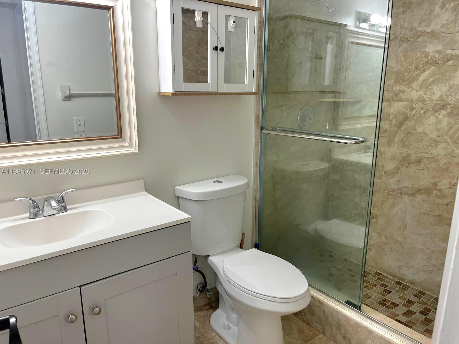 APPLEGREEN CONDO APTS 1 - Residential