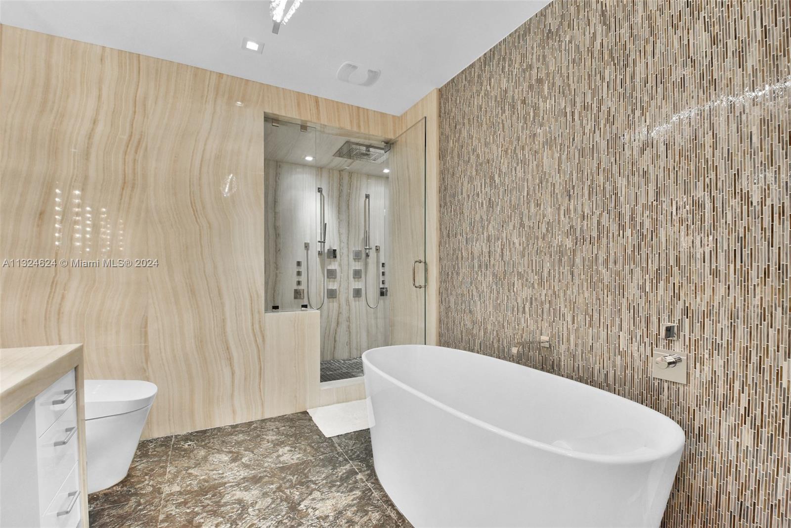 Mansions at Acqualina - Residential